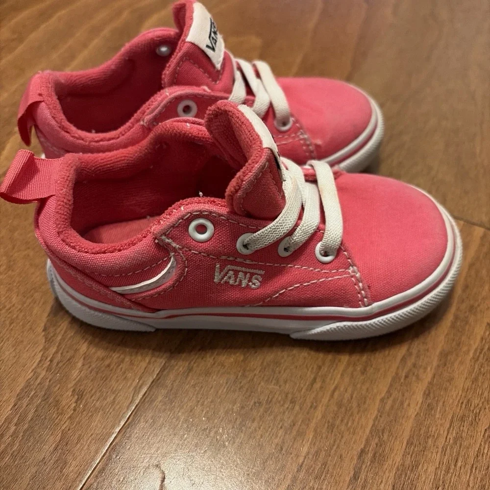 Vans Toddler Ward Pink Slip-On Canvas Skate Shoes Size 7 EUC